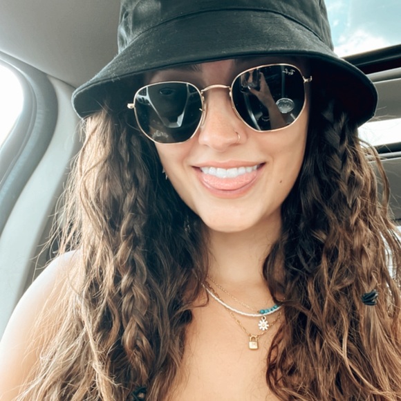 amber_b13470
